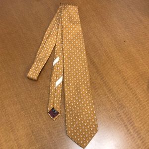 Salvatore Ferragamo silk tie Dog and collar print in gold